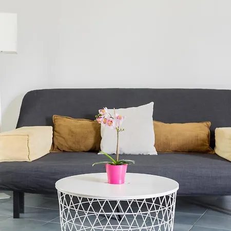 Beautiful With Amazing City View Apartment