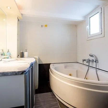 Apartment Beautiful With Amazing City View